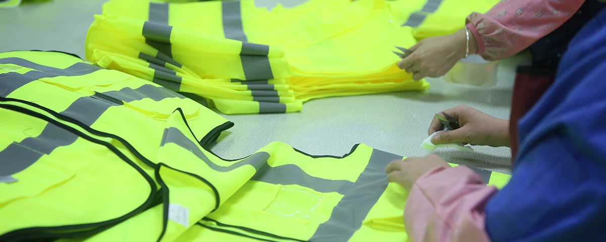 游艇会yth反光服装质检